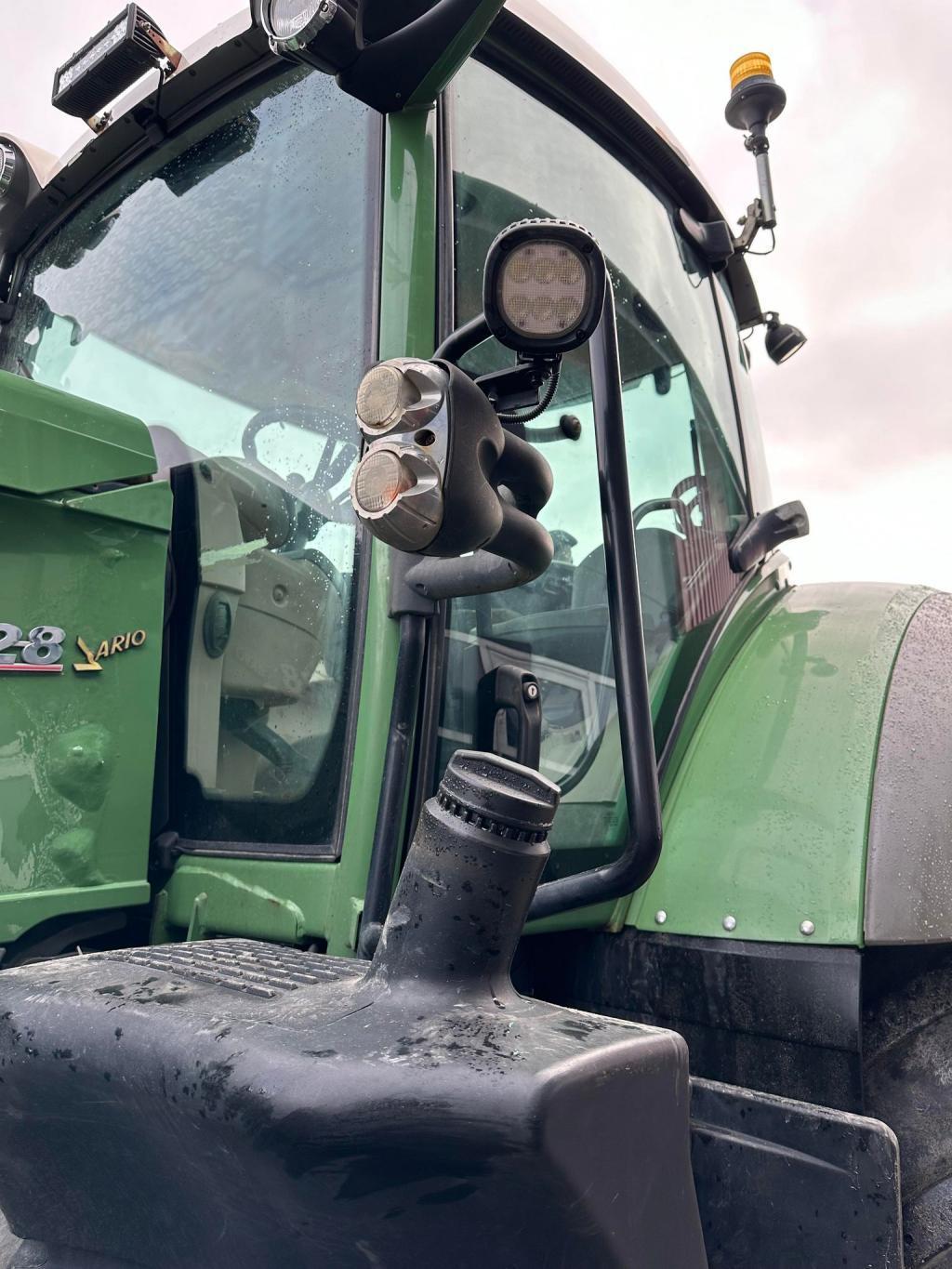 Fendt 828 Vario 
