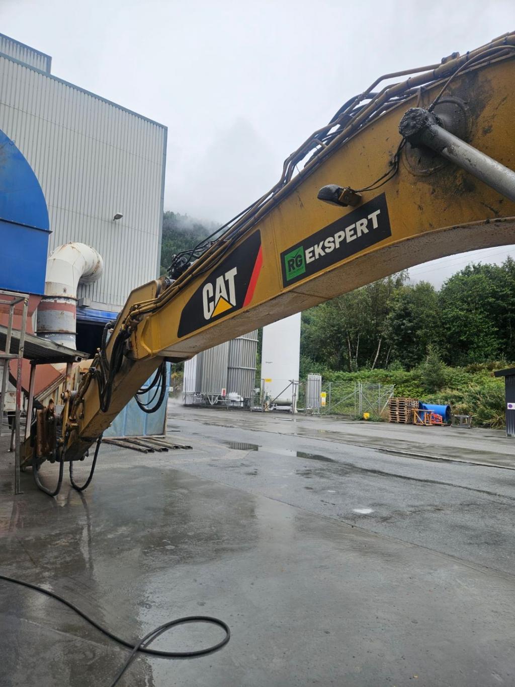 Cat 323EL