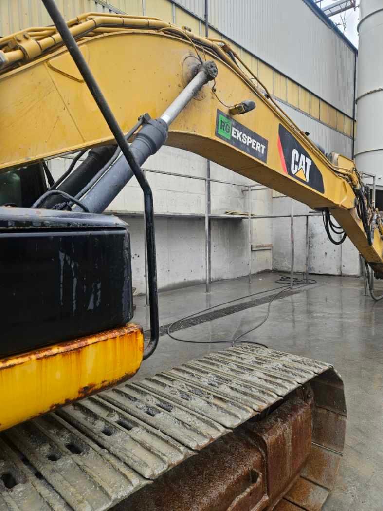 Cat 323EL