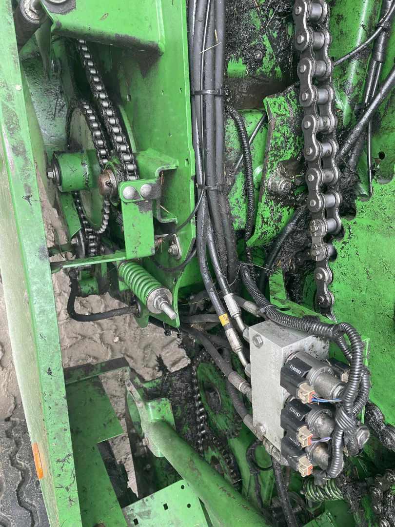 John Deere C440R - Kombipresse