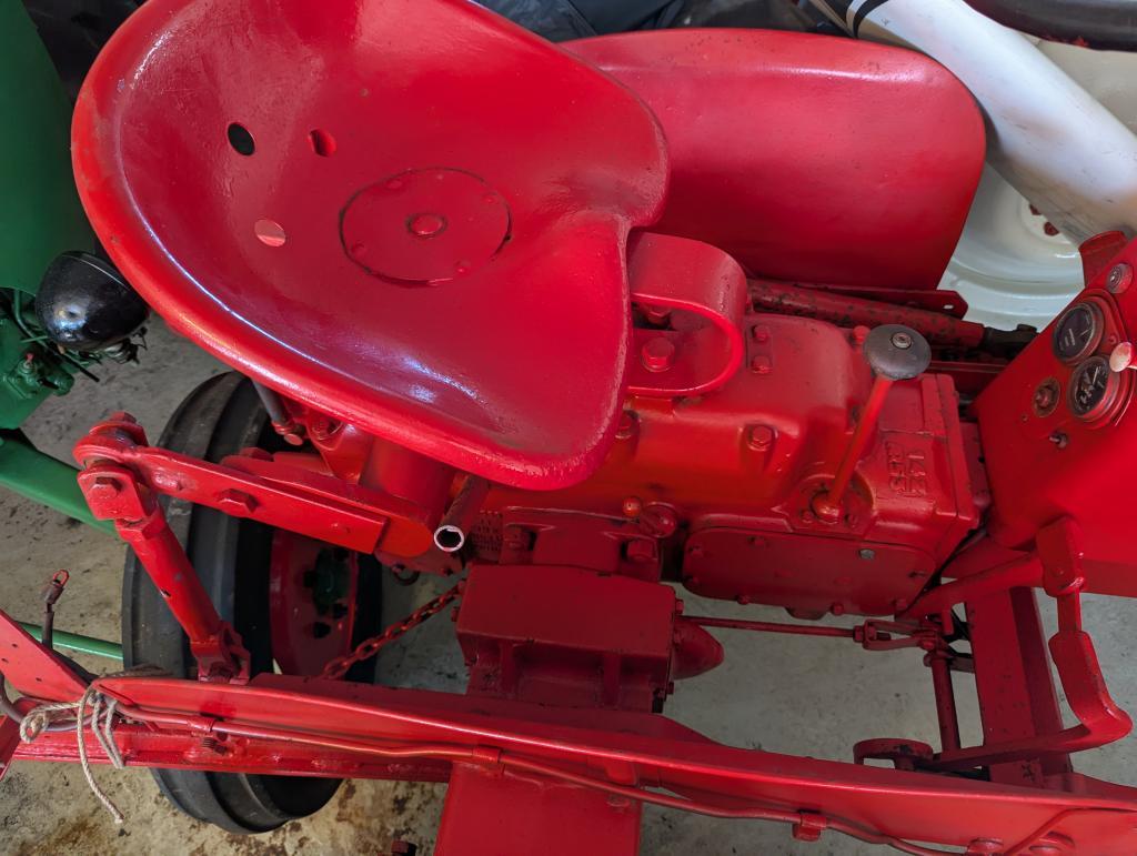 Massey Ferguson Harris Pony 142