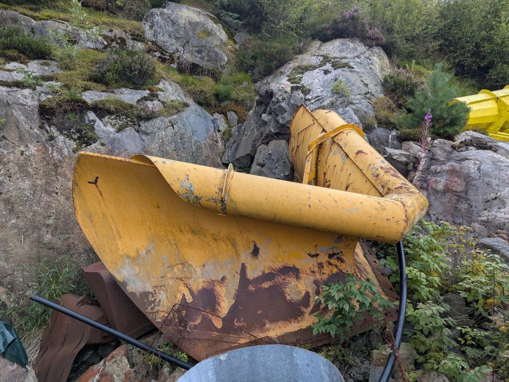 Steinsland brøyteutstyr