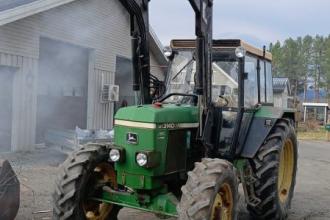 John Deere 3140/ Ålø laster - Mva. Fritt