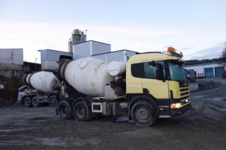 Scania P124 400