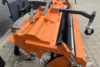 Feiekost Bema 20-1850 med oppsamler