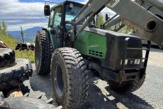 Valmet 8050 med laster
