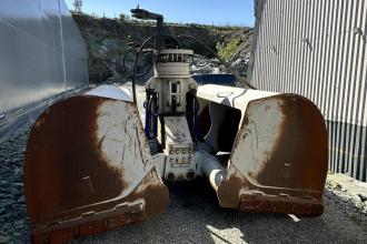 PEINER Hydraulic Clamshell Grab Type HZG 6000.33 