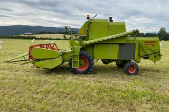 Claas Compact 30