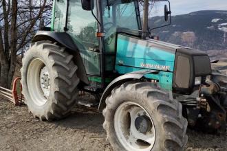 Valtra 900