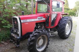 Massey Ferguson 590