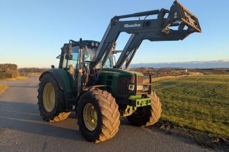 John Deere 6330