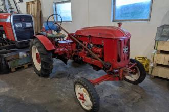 Hanomag R12