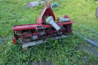 Jordfres til mindre traktor