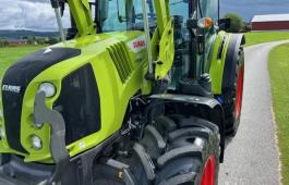 Claas Arion 420