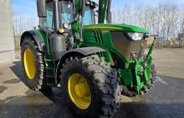 John Deere 6215R 50 KM