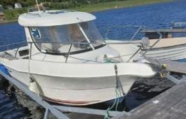 Quicksilver Arvor 215
