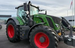 Fendt 828 Vario med fronthydraulikk
