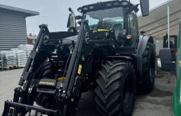 John Deere 6R150 m/623R laster