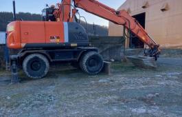 Hitachi Zaxis 140 W