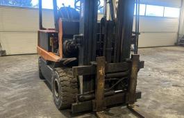 Truck - Toyota 4FB25