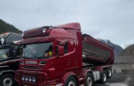 Scania R560