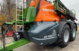 Amazone UX11201 - Slepesprøyte